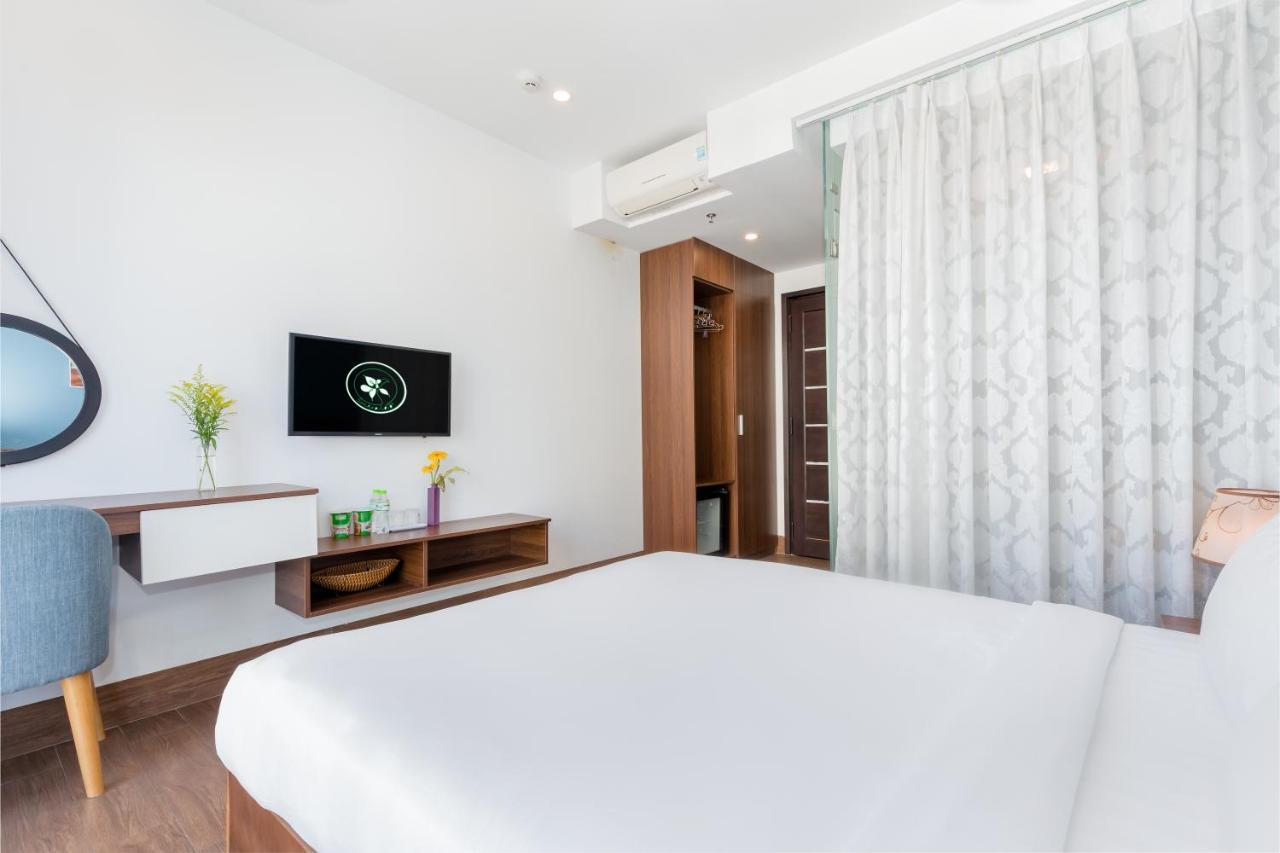 Smeraldo Hotel & Apartment Da Nang Bagian luar foto